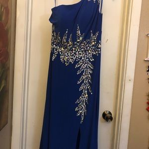 Beautiful blue prom dress